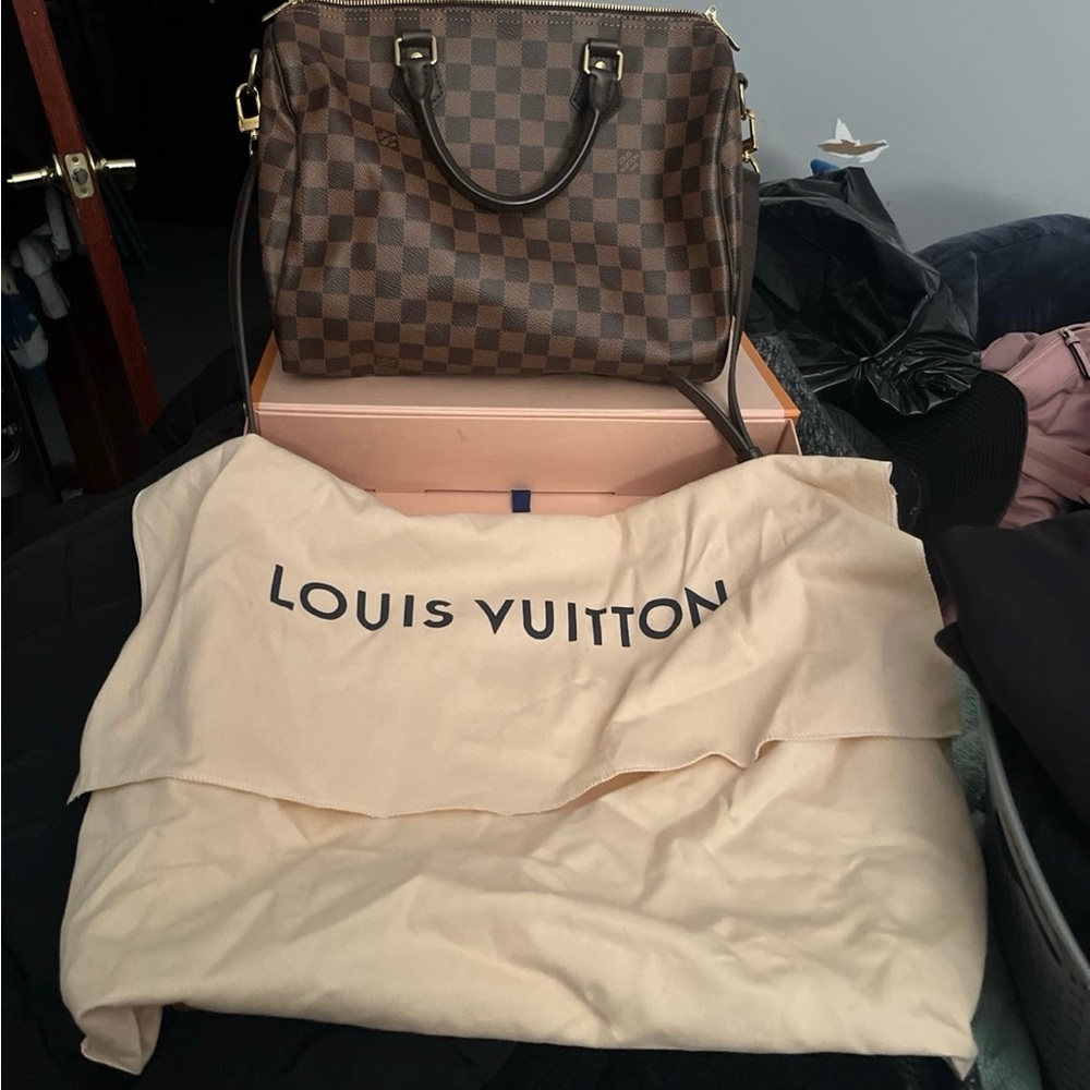 Louis Vuitton speedy 30